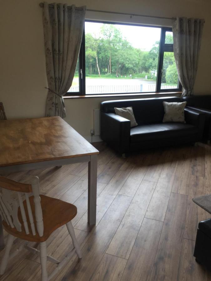 Kits Lodge Crover Cavan Bagian luar foto